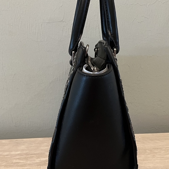 Michael Kors Selma Silver Diamond Grommet Leather Shoulder Bag/Satchel  … - Picture 2 of 16